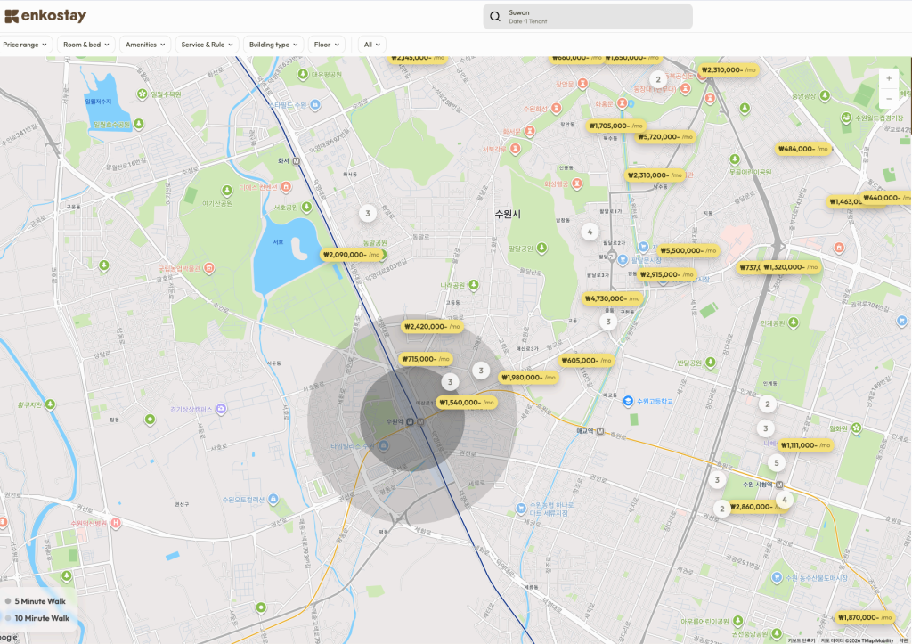 Enkostay map showing many rental listings across Suwon, including near Suwon Station and Hwaseong Fortress